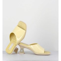 New Garrice Mules En Cuir Vernis Beige Talon Plexi - Synthia Beige Sandals