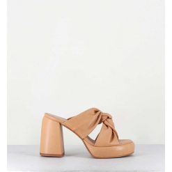 Online Garrice Mules A Plateforme En Cuir Souple Beige - Auri Cloe Biscotto