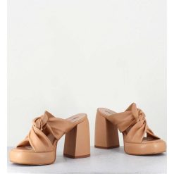 Online Garrice Mules A Plateforme En Cuir Souple Beige - Auri Cloe Biscotto