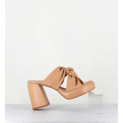 Online Garrice Mules A Plateforme En Cuir Souple Beige - Auri Cloe Biscotto