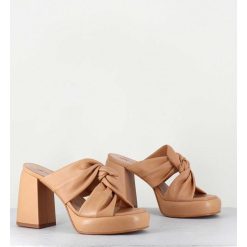 Online Garrice Mules A Plateforme En Cuir Souple Beige - Auri Cloe Biscotto