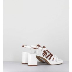 Online Garrice Sandales 70S En Cuir Vernis Blanc - Taga Vernice Bianco